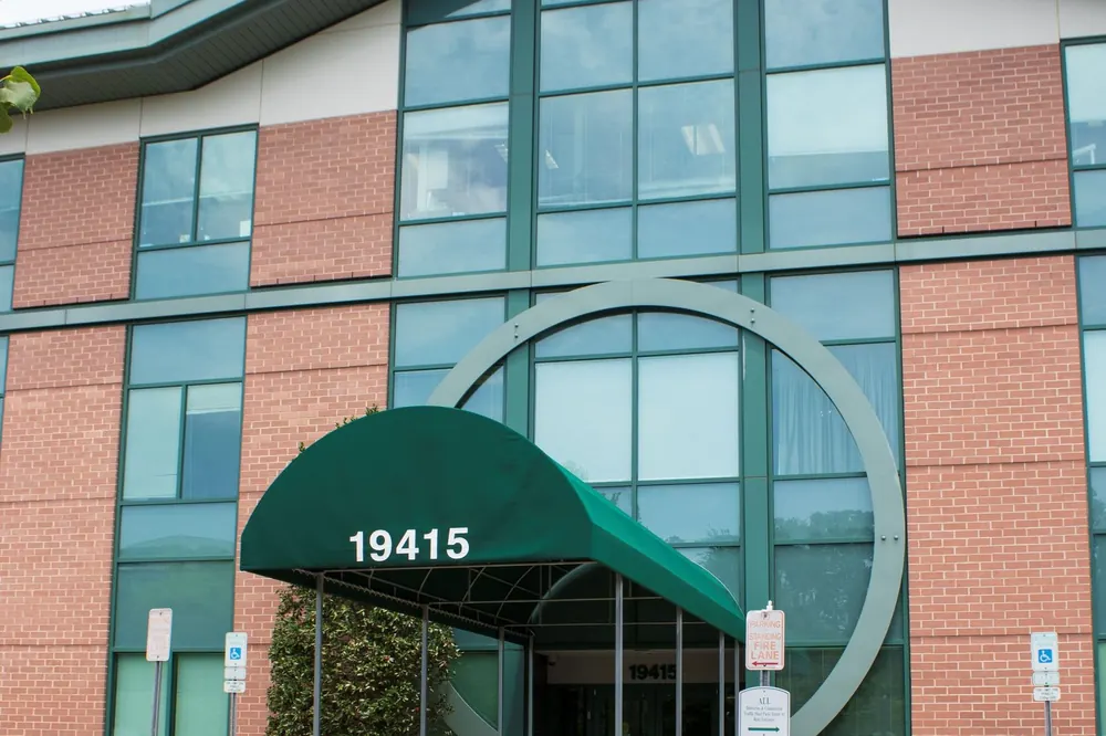 The main entrance of Mosaic Virginia in Lansdowne
